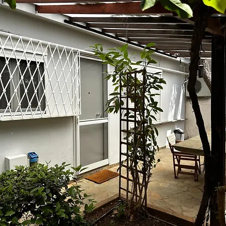 Antonis's Garden House Διαμέρισμα *